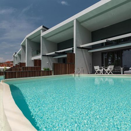 Lagomandra Luxury Suites With Private Pools Nikiti  Extérieur photo