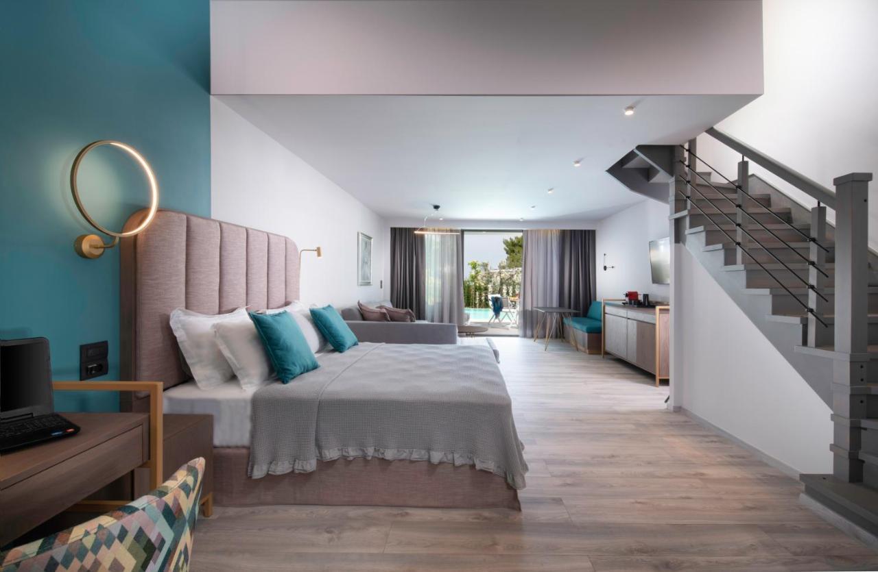 Lagomandra Luxury Suites With Private Pools Nikiti  Extérieur photo