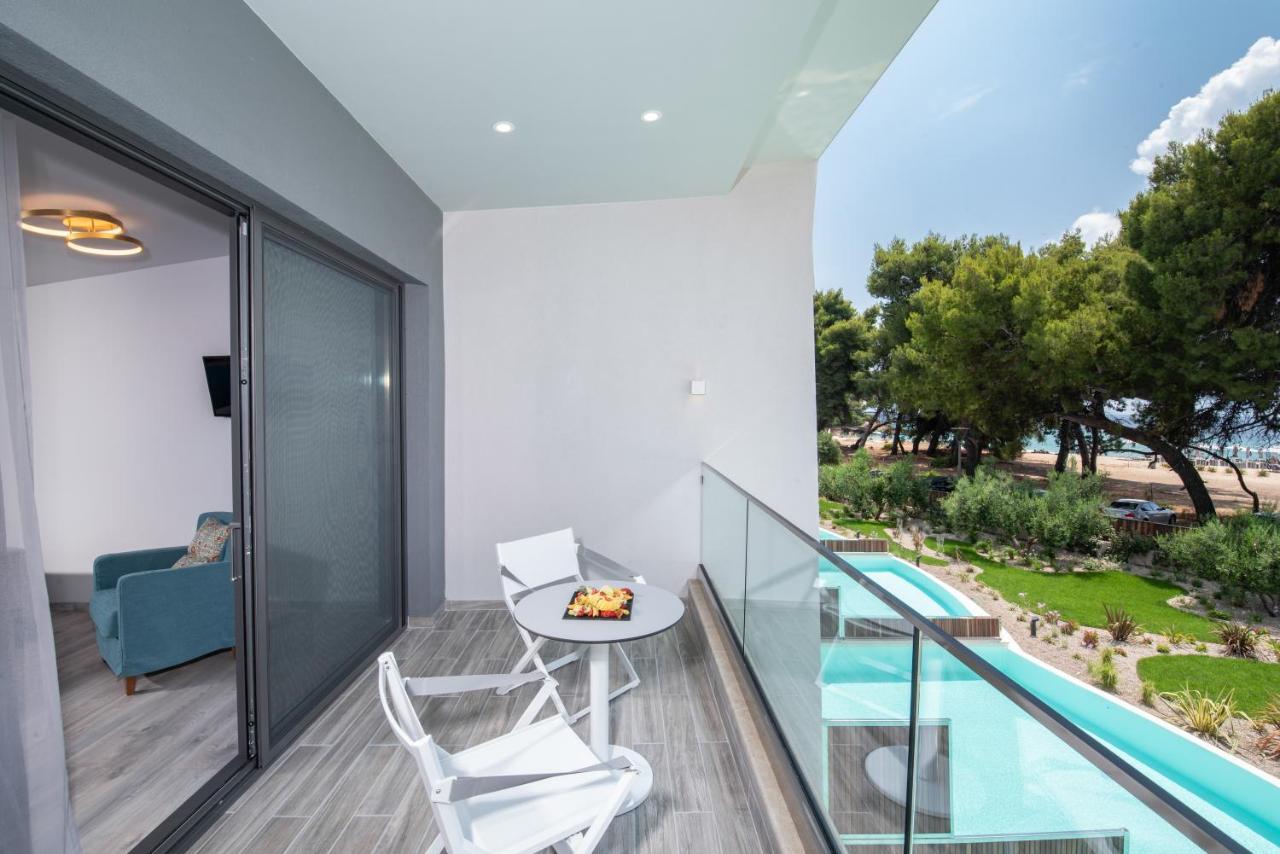 Lagomandra Luxury Suites With Private Pools Nikiti  Extérieur photo