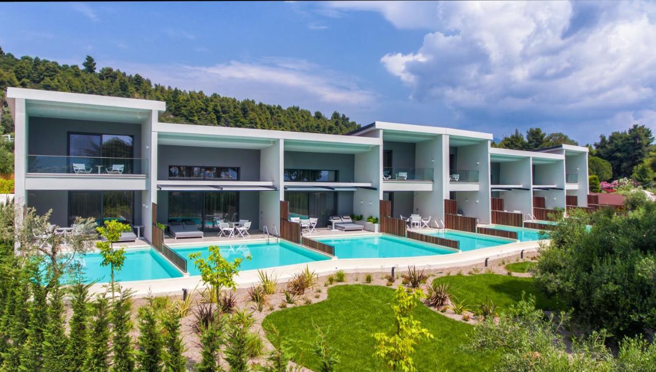 Lagomandra Luxury Suites With Private Pools Nikiti  Extérieur photo